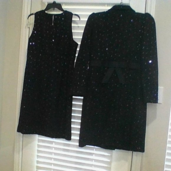 Top - Picture 9 of 16